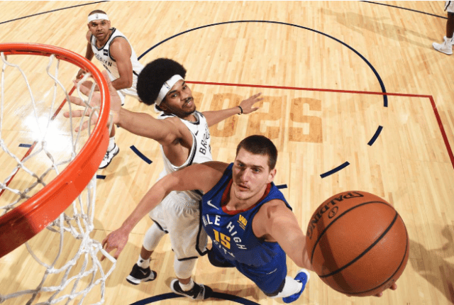 林葳的表现 林葳的表现