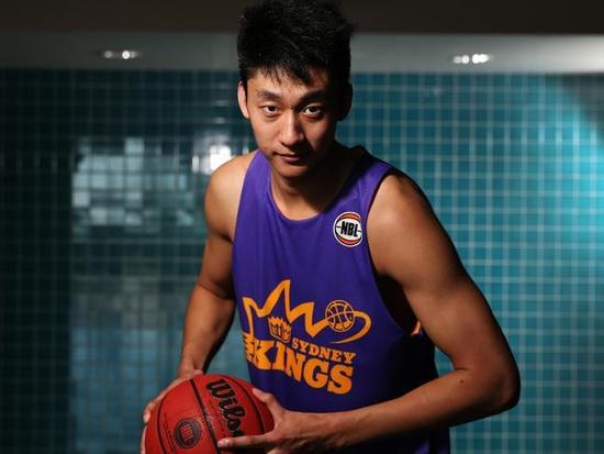 钟把当晚预 钟把当晚预